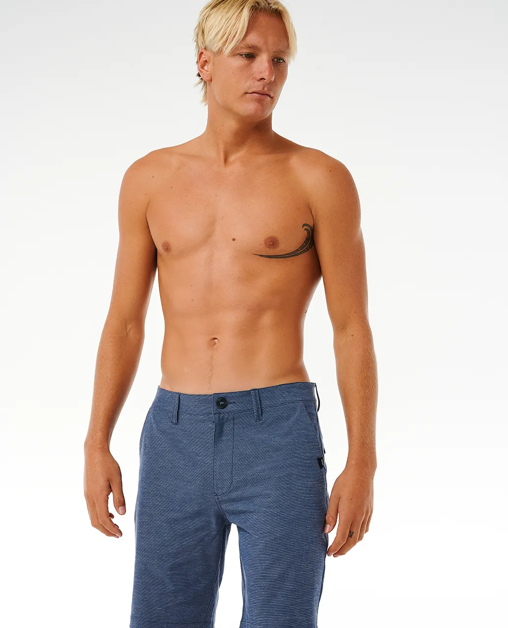 Boardwalk Phase 19 Walkshorts in Washed Navy