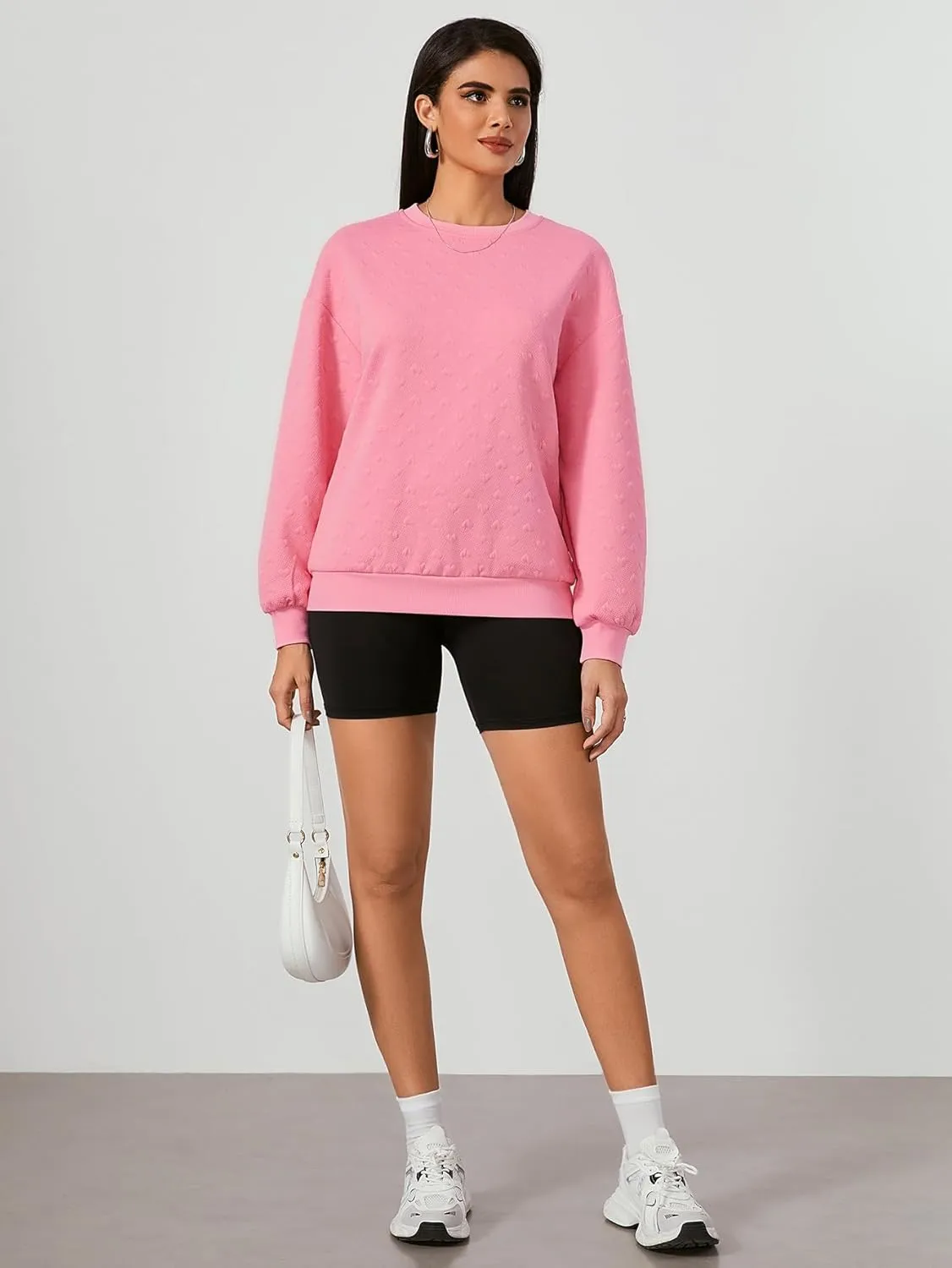 Verdusa Women's Oversized Sweatshirt Fall Outfits Embossed Long Sleeve Hoodies Crewneck Fashion 2024 Trendy Pullover Top