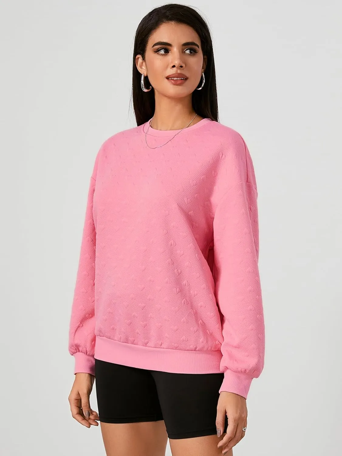 Verdusa Women's Oversized Sweatshirt Fall Outfits Embossed Long Sleeve Hoodies Crewneck Fashion 2024 Trendy Pullover Top