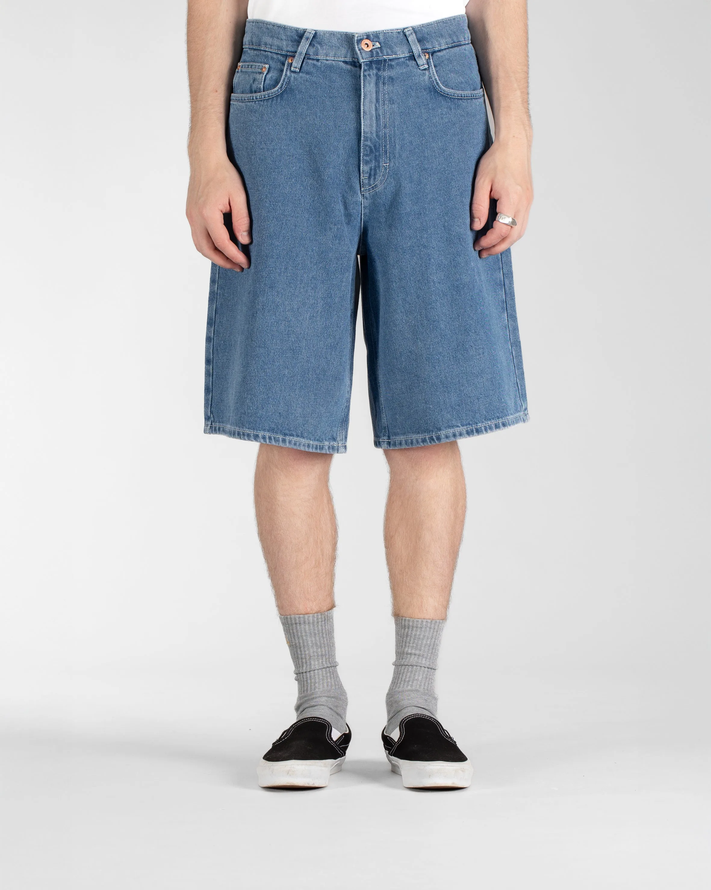 Wide 5 Short (Mid Stone Denim)